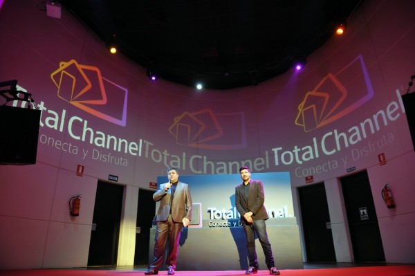Con Pipo Fernandez en la presentación de TotalChannel